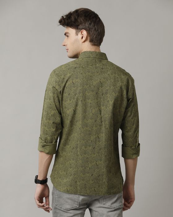 Cavallo By Linen Club Men's Green Printed Contemporary Fit Full Sleeve Casual Shirt