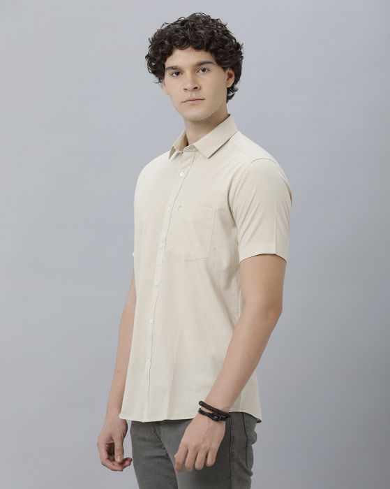 Cavallo By Linen Club Men's Cotton Linen Beige Solid Regular Fit Half Sleeve Casual Shirt