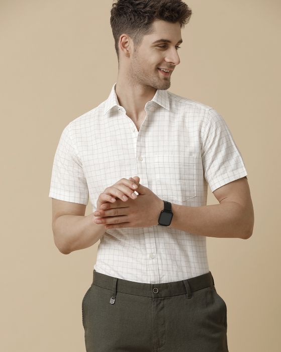 Linen Club Men's Linen Rich Beige Checked Contemporary fit Half Sleeve Casual Shirt