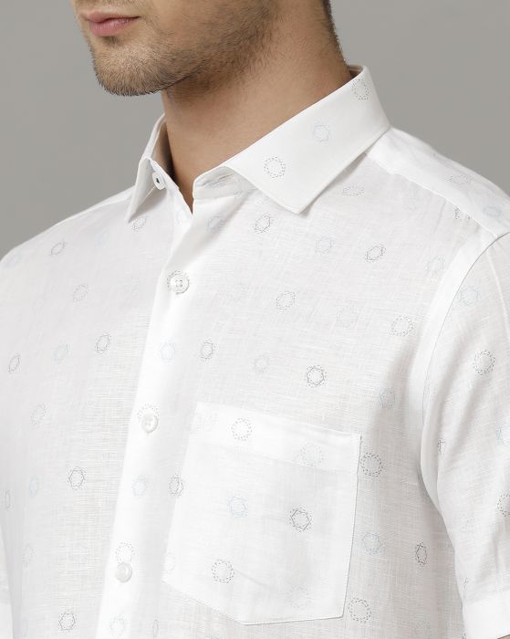 Linen Club Men's Pure Linen White Printed Contemporary fit Half Sleeve Casual Shirt