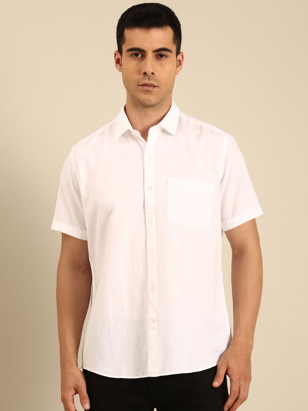 CAVALLO by Linen Club Men's Linen Blend White Solid Contemporary Fit Half Sleeves Casual Shirt