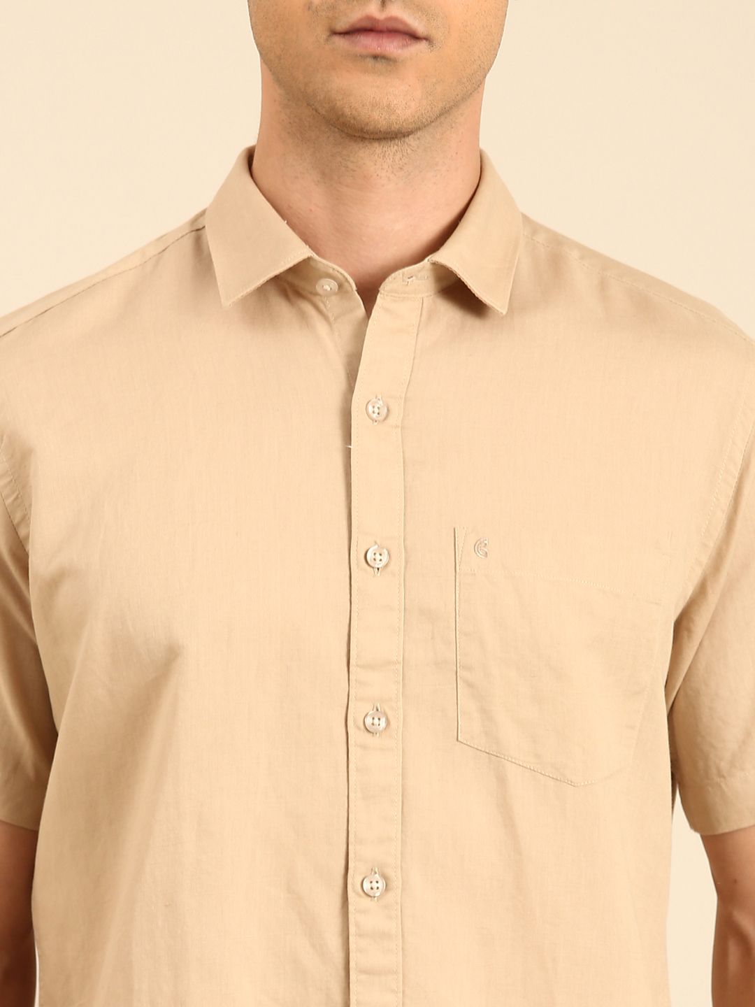 CAVALLO by Linen Club Men's Linen Blend Khaki Solid Contemporary Fit Half Sleeves Casual Shirt