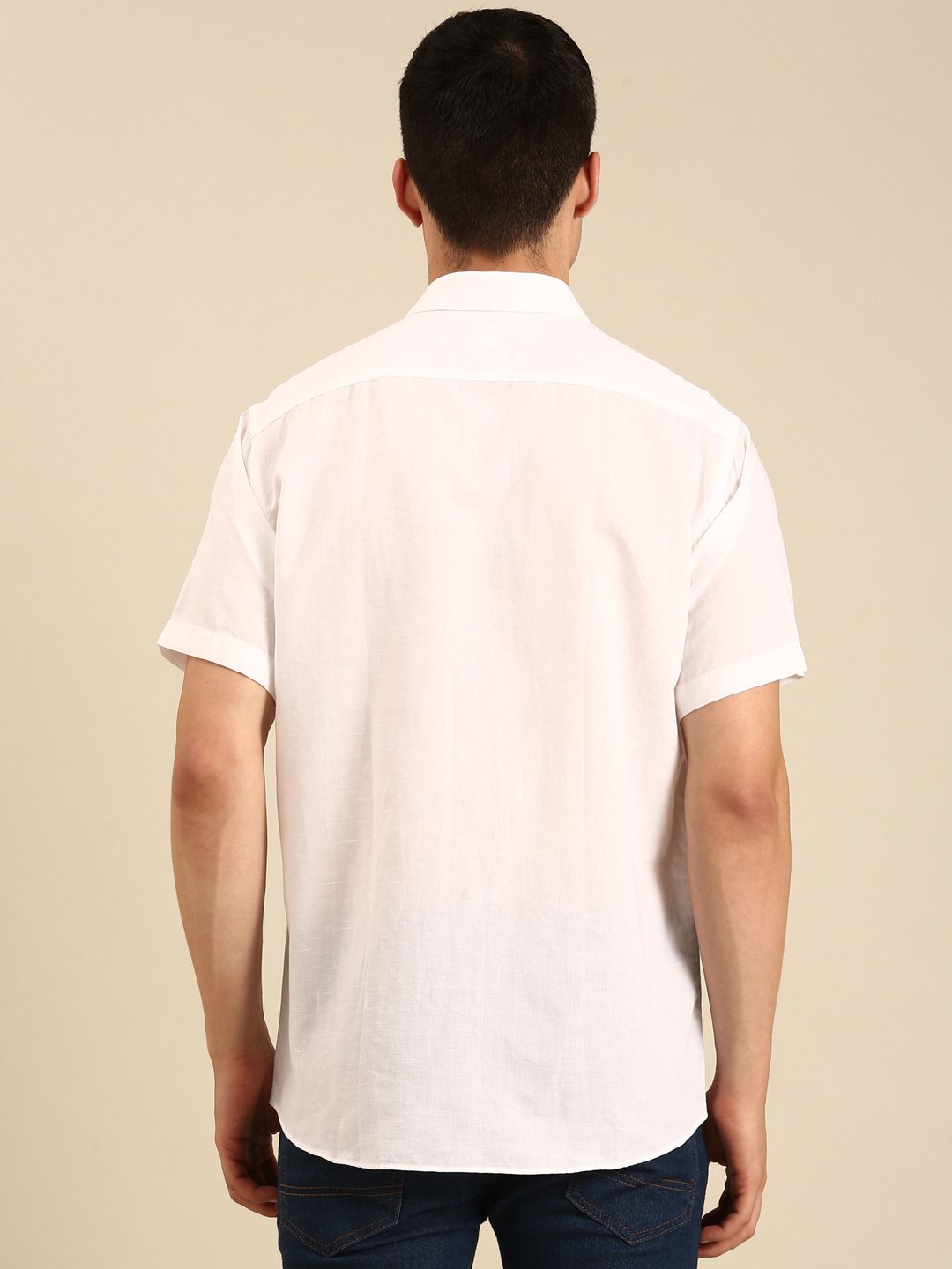 CAVALLO by Linen Club Men's Linen Blend White Solid Contemporary Fit Half Sleeves Casual Shirt With Pocket