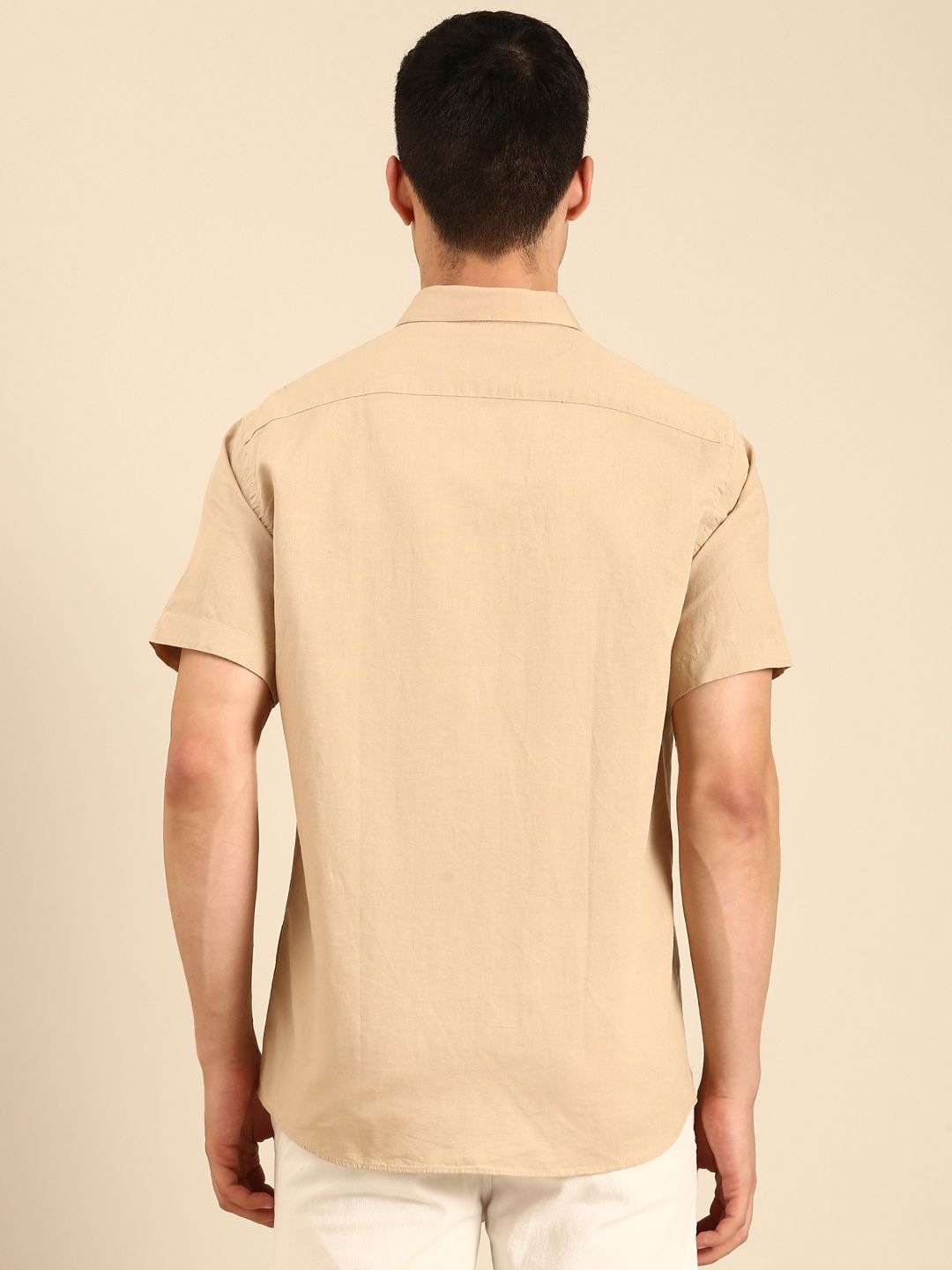 CAVALLO by Linen Club Men's Linen Blend Khaki Solid Contemporary Fit Half Sleeves Casual Shirt