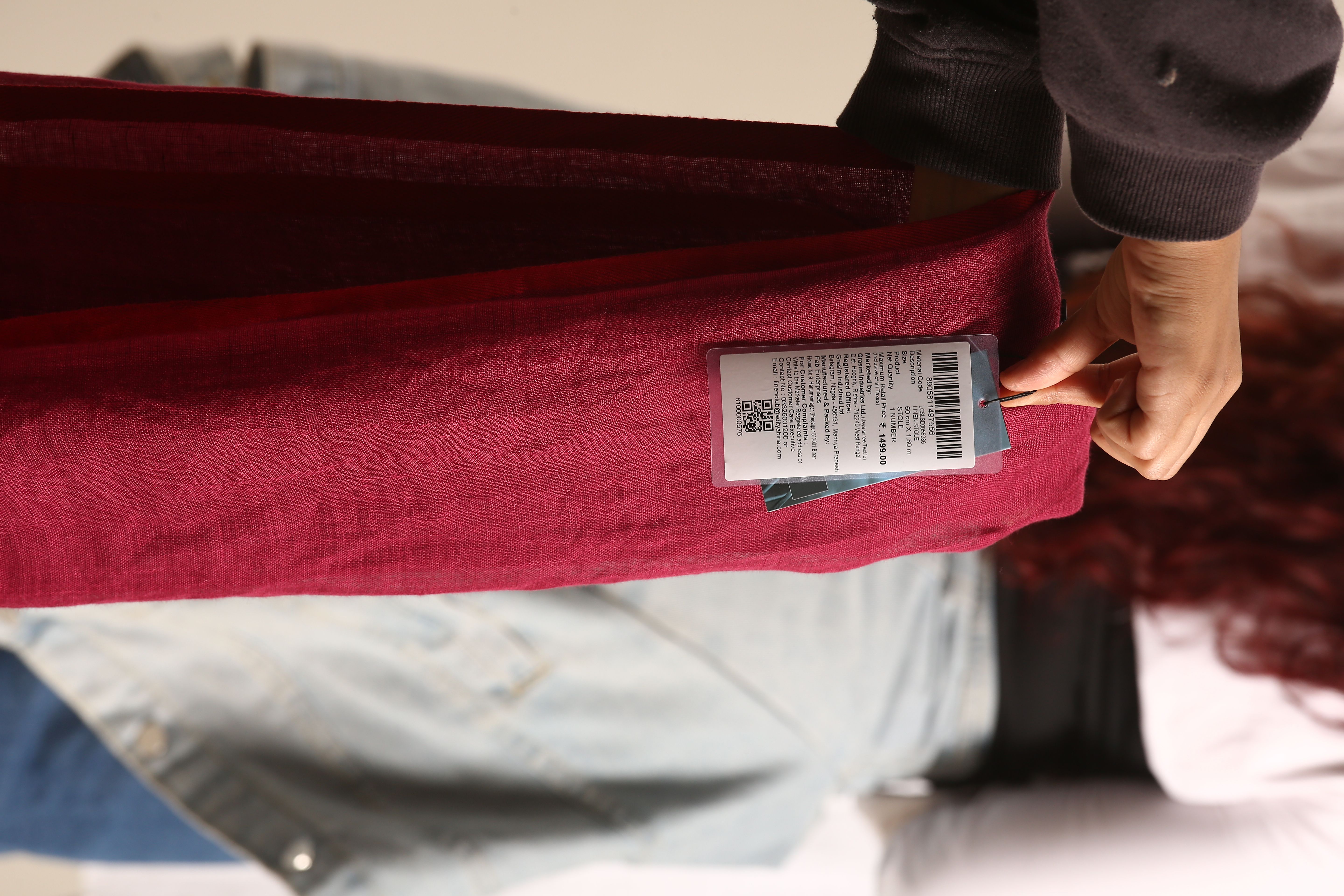 Linen Club Unisex Linen Stole Solid Maroon (Size:Free)