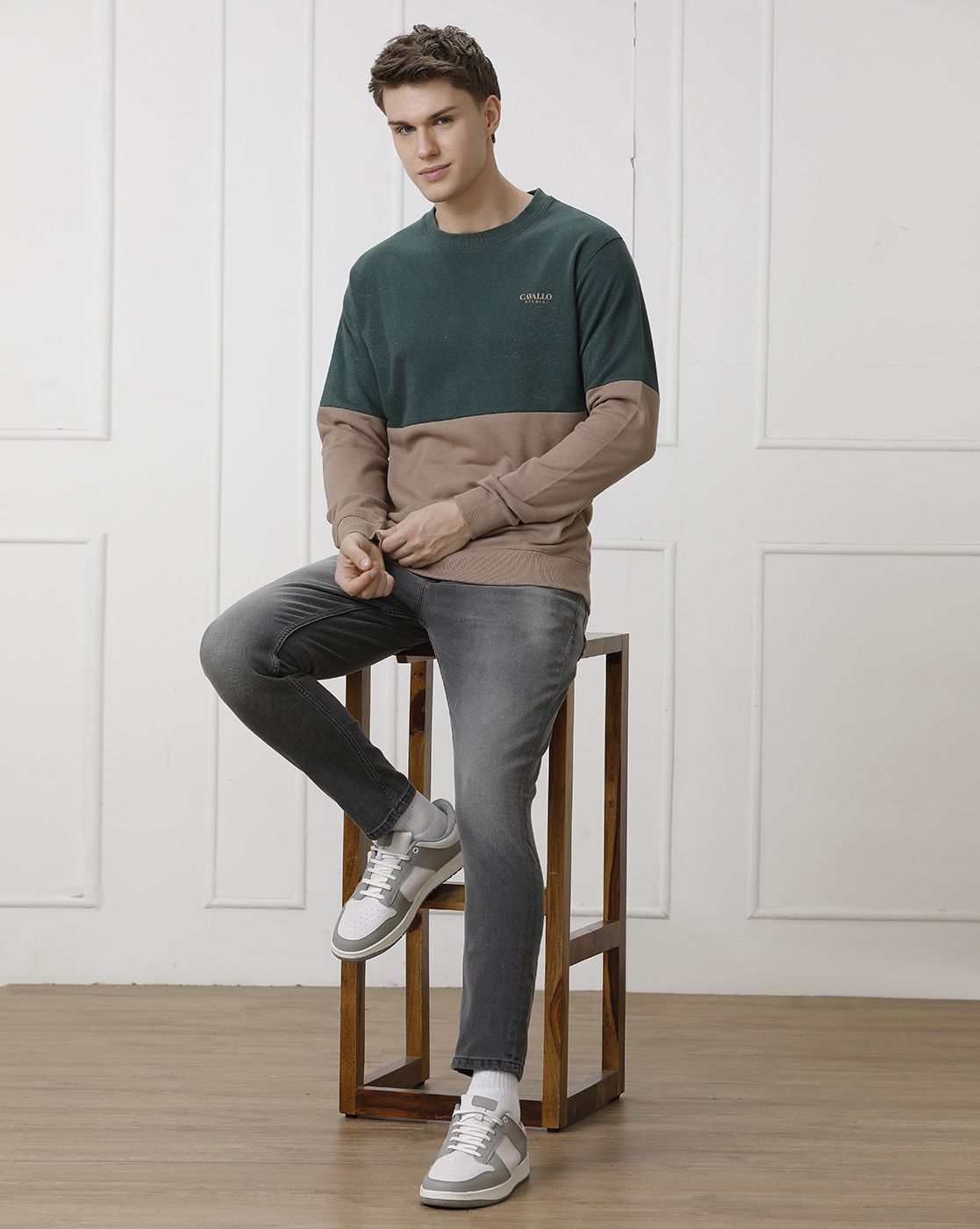 CAVALLO by Linen Club Men's Green Solid Sweatshirt