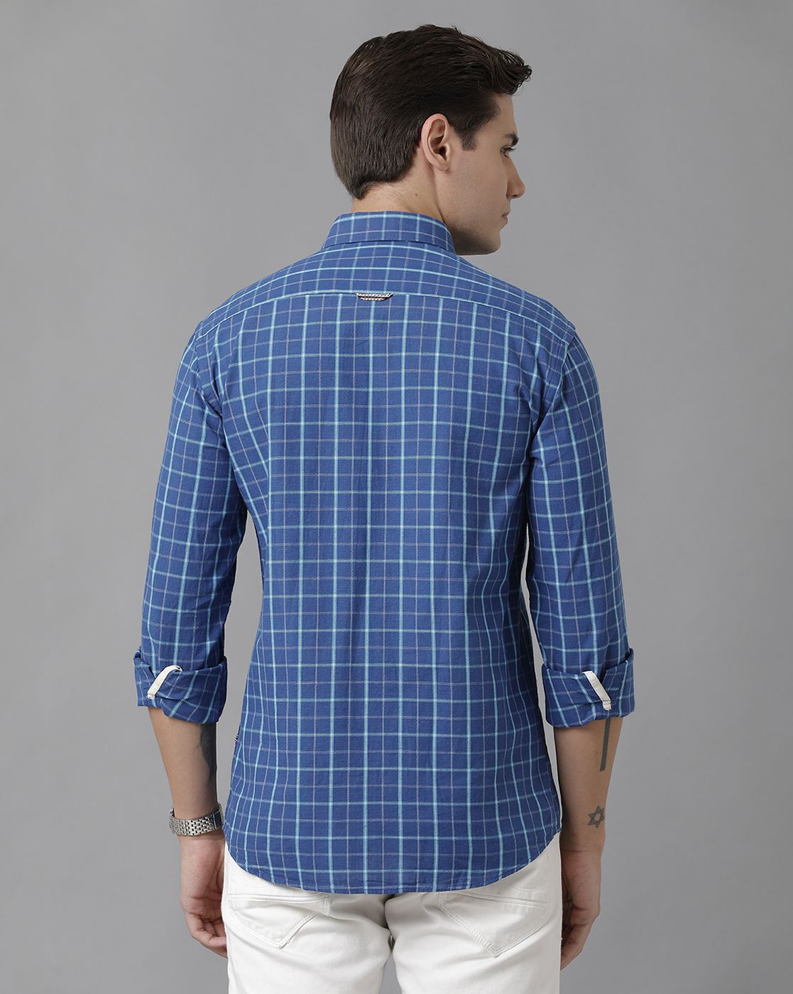 Men's Blended Linen Blue Checked Contemporary Fit Full Sleeve Sleeve Casual Shirt