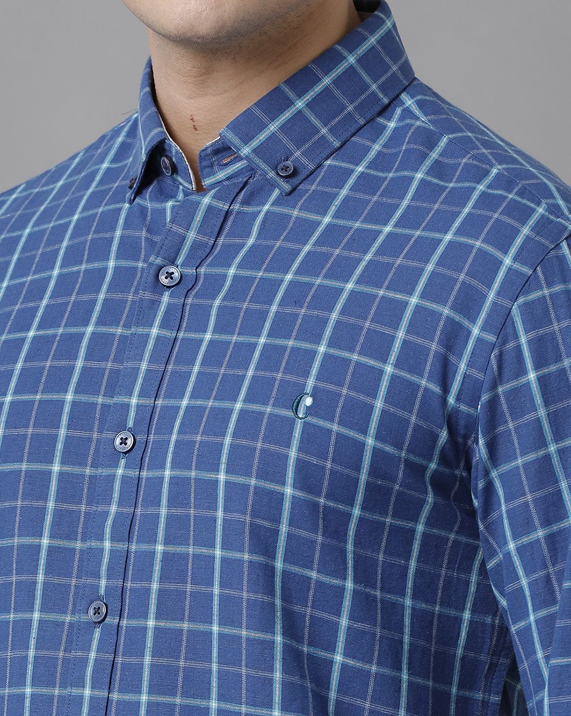 Men's Blended Linen Blue Checked Contemporary Fit Full Sleeve Sleeve Casual Shirt