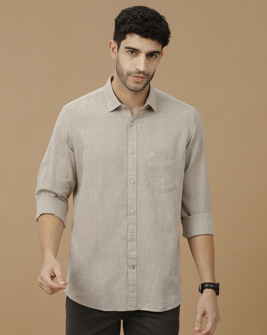 Men's Blended Linen Beige Solid Contemporary Fit Full Sleeve Casual Shirt