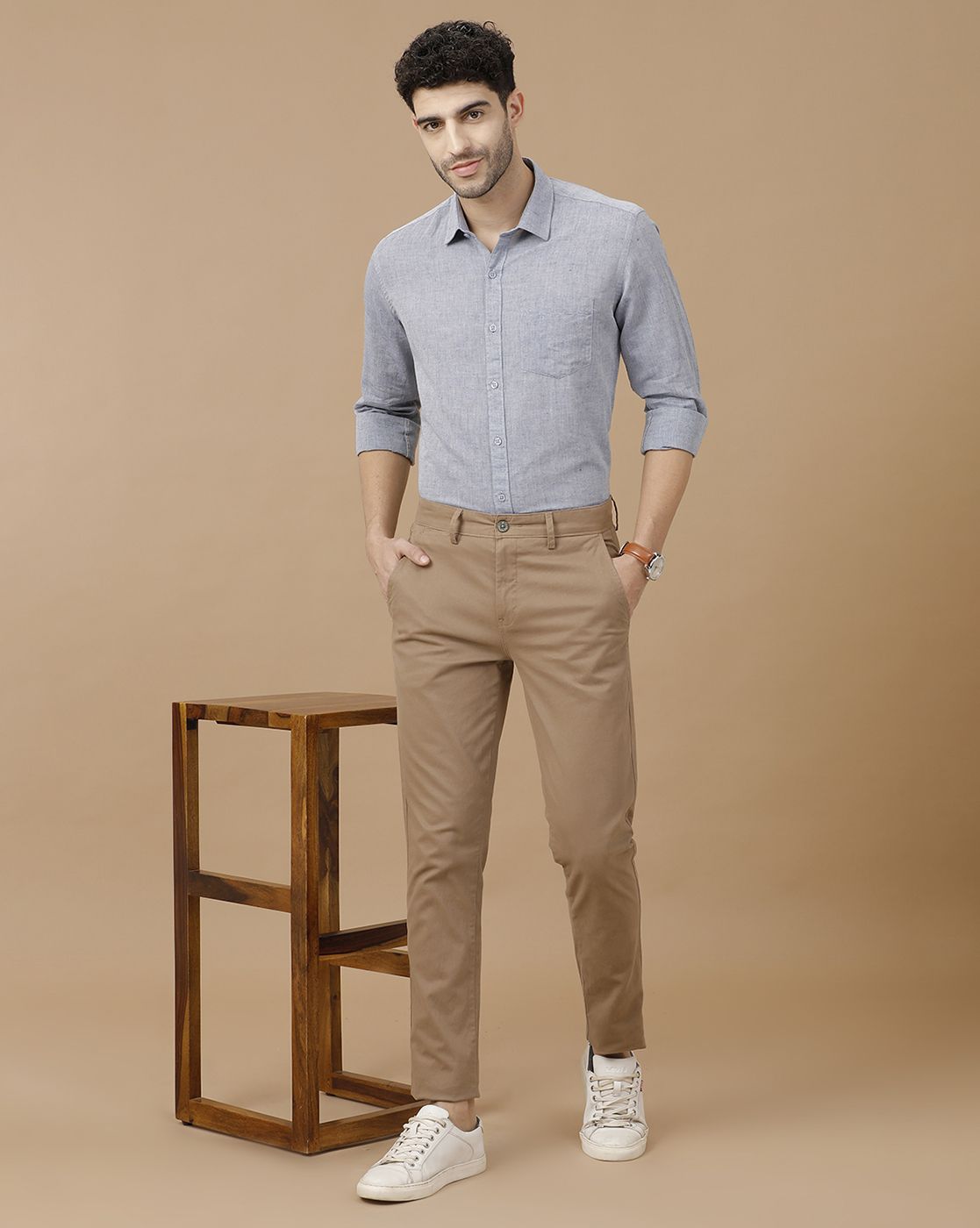 Men's Blended Linen Grey Solid Contemporary Fit Full Sleeve Casual Shirt