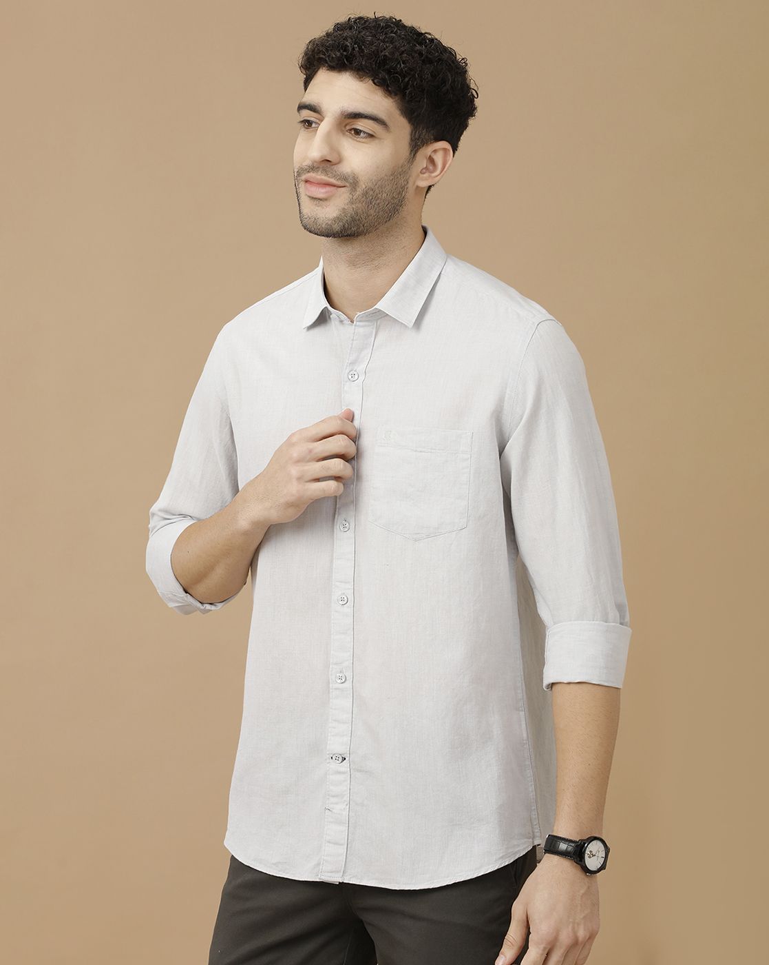 Men's Blended Linen Grey Solid Contemporary Fit Full Sleeve Casual Shirt