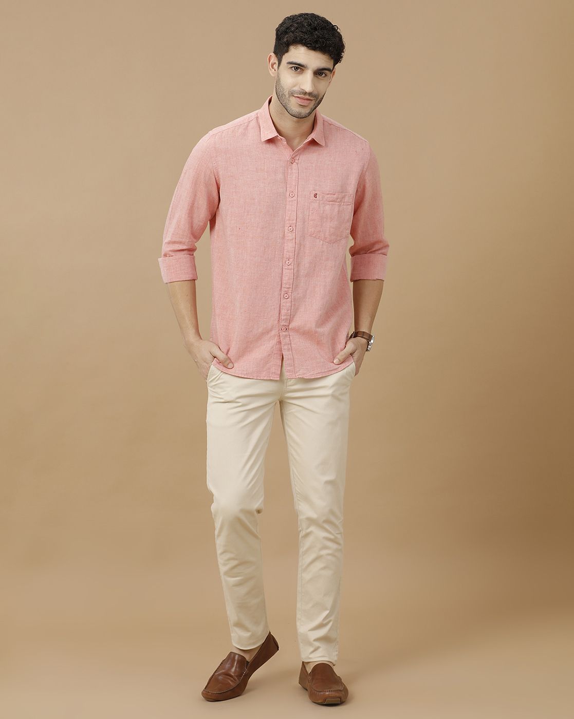 Men's Blended Linen Red Solid Contemporary Fit Full Sleeve Casual Shirt
