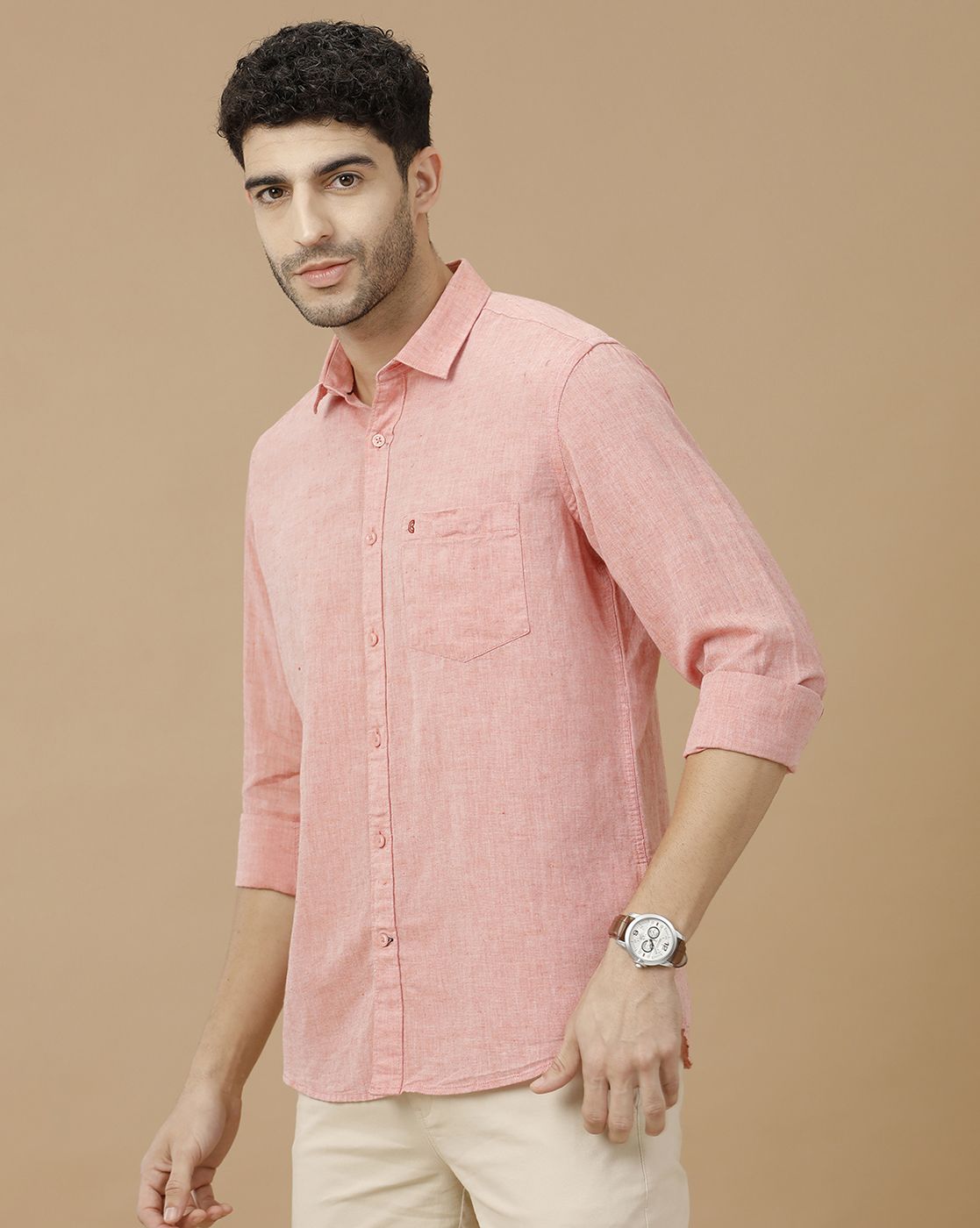 Men's Blended Linen Red Solid Contemporary Fit Full Sleeve Casual Shirt