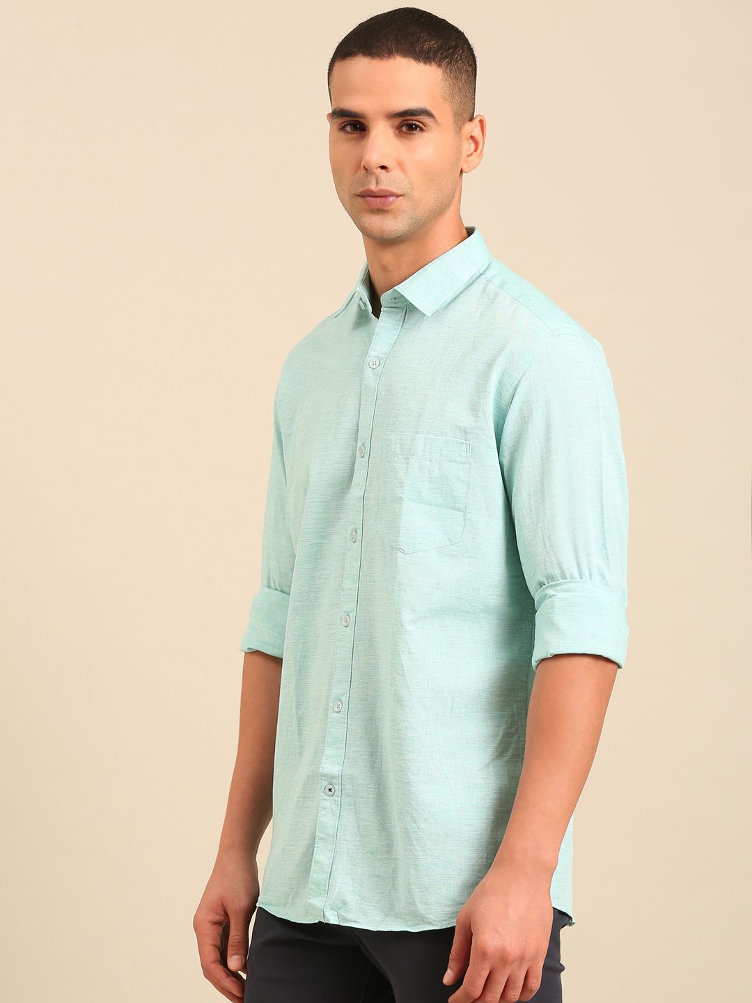 Cavallo by Linen Club Men's Contemporary Fit Linen blend Full Sleeve Chambray Shirt