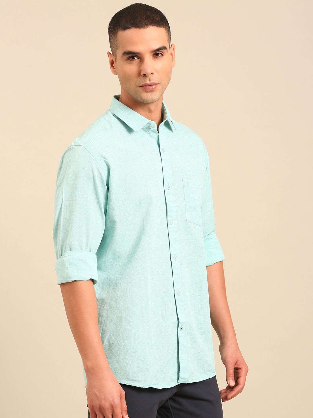 Cavallo by Linen Club Men's Contemporary Fit Linen blend Full Sleeve Chambray Shirt