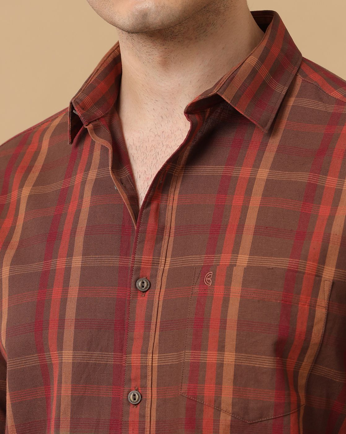 Men's Blended Linen Brown Checked Contemporary Fit Full Sleeve Casual Shirt