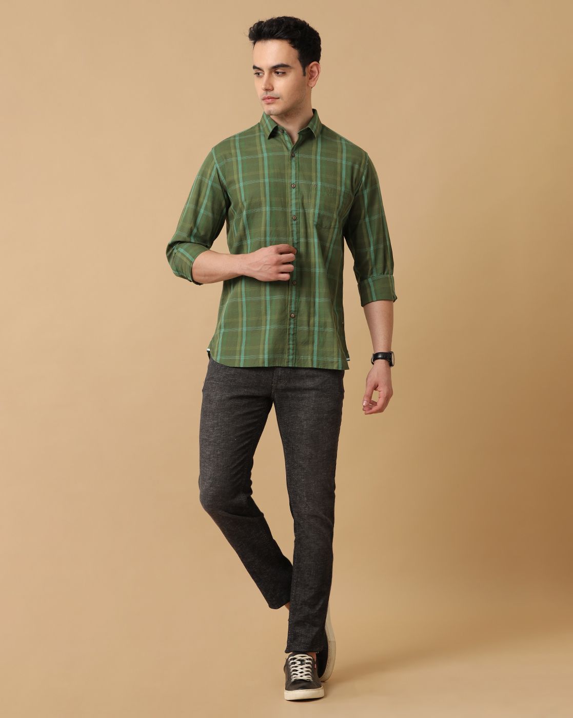 Men's Blended Linen Green Checked Contemporary Fit Full Sleeve Casual Shirt