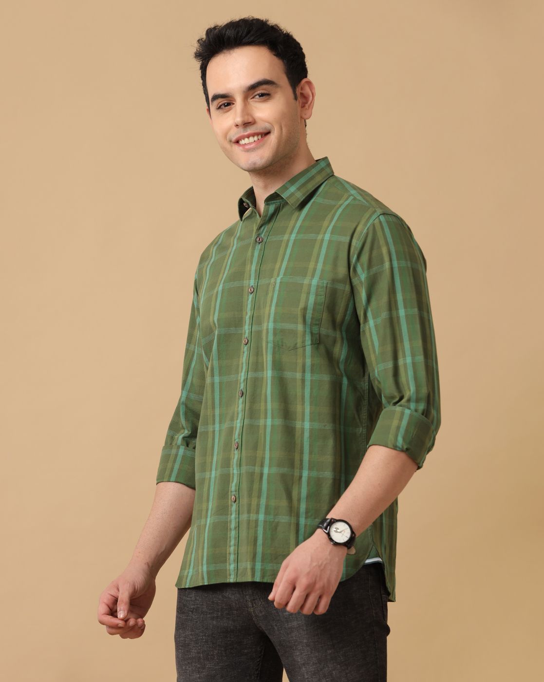 Men's Blended Linen Green Checked Contemporary Fit Full Sleeve Casual Shirt