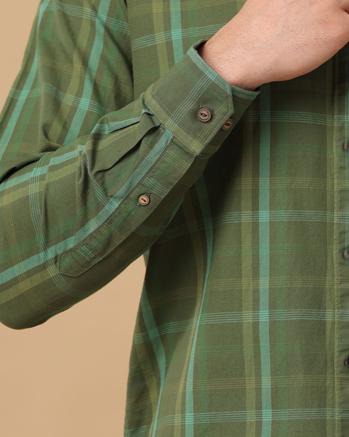 Men's Blended Linen Green Checked Contemporary Fit Full Sleeve Casual Shirt
