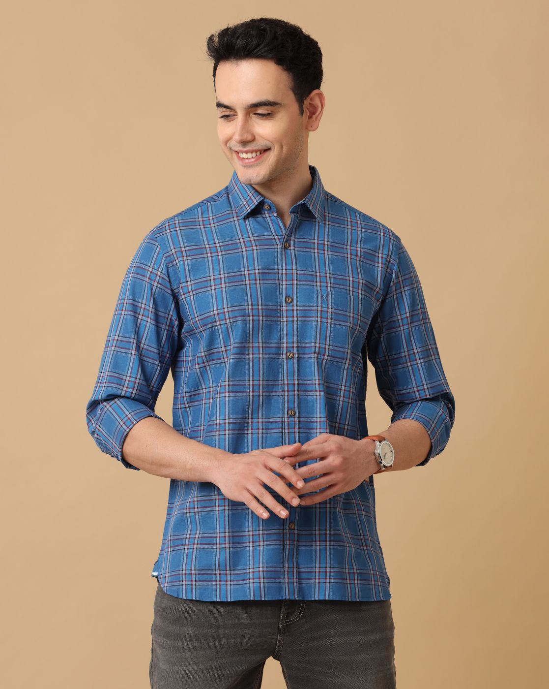 Men's Blended Linen Blue Checked Contemporary Fit Full Sleeve Casual Shirt