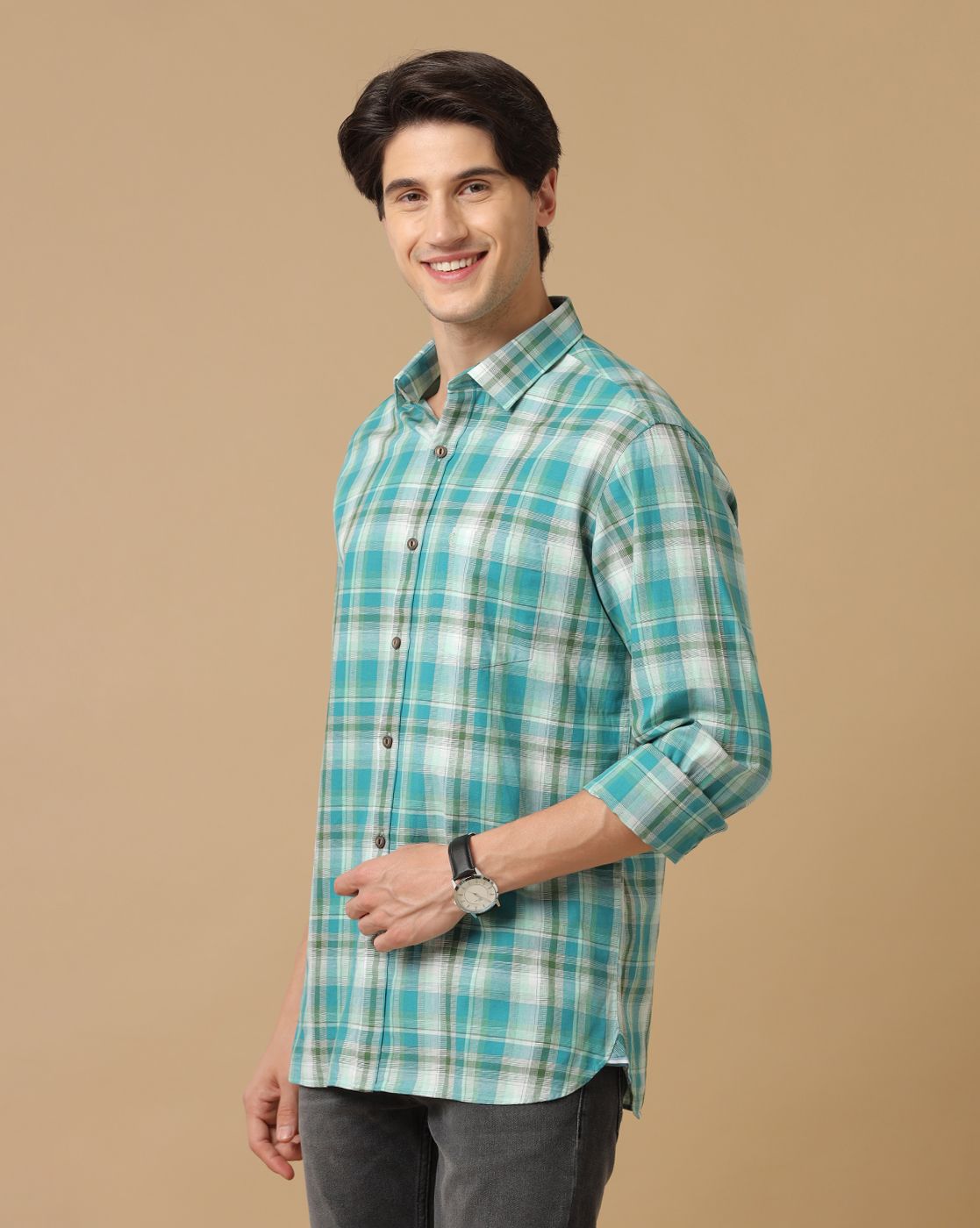 Men's Blended Linen Green Checked Contemporary Fit Full Sleeve Casual Shirt