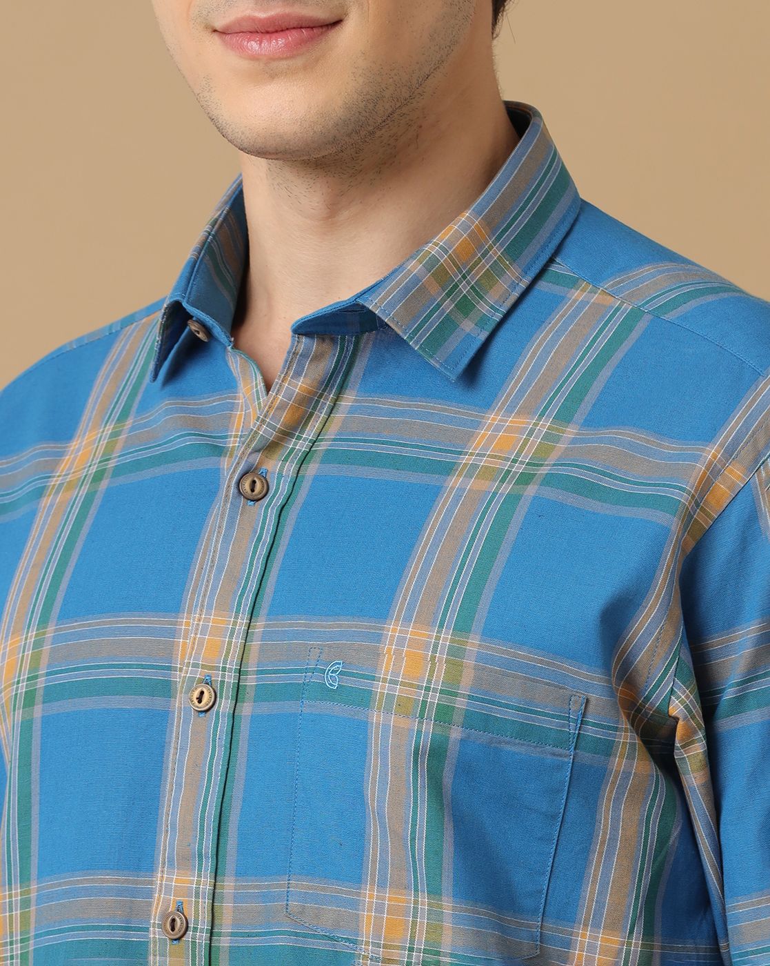 Men's Blended Linen Blue Checked Contemporary Fit Full Sleeve Casual Shirt