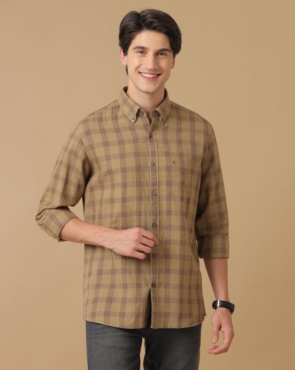 Men's Blended Linen Brown Checked Contemporary Fit Full Sleeve Casual Shirt