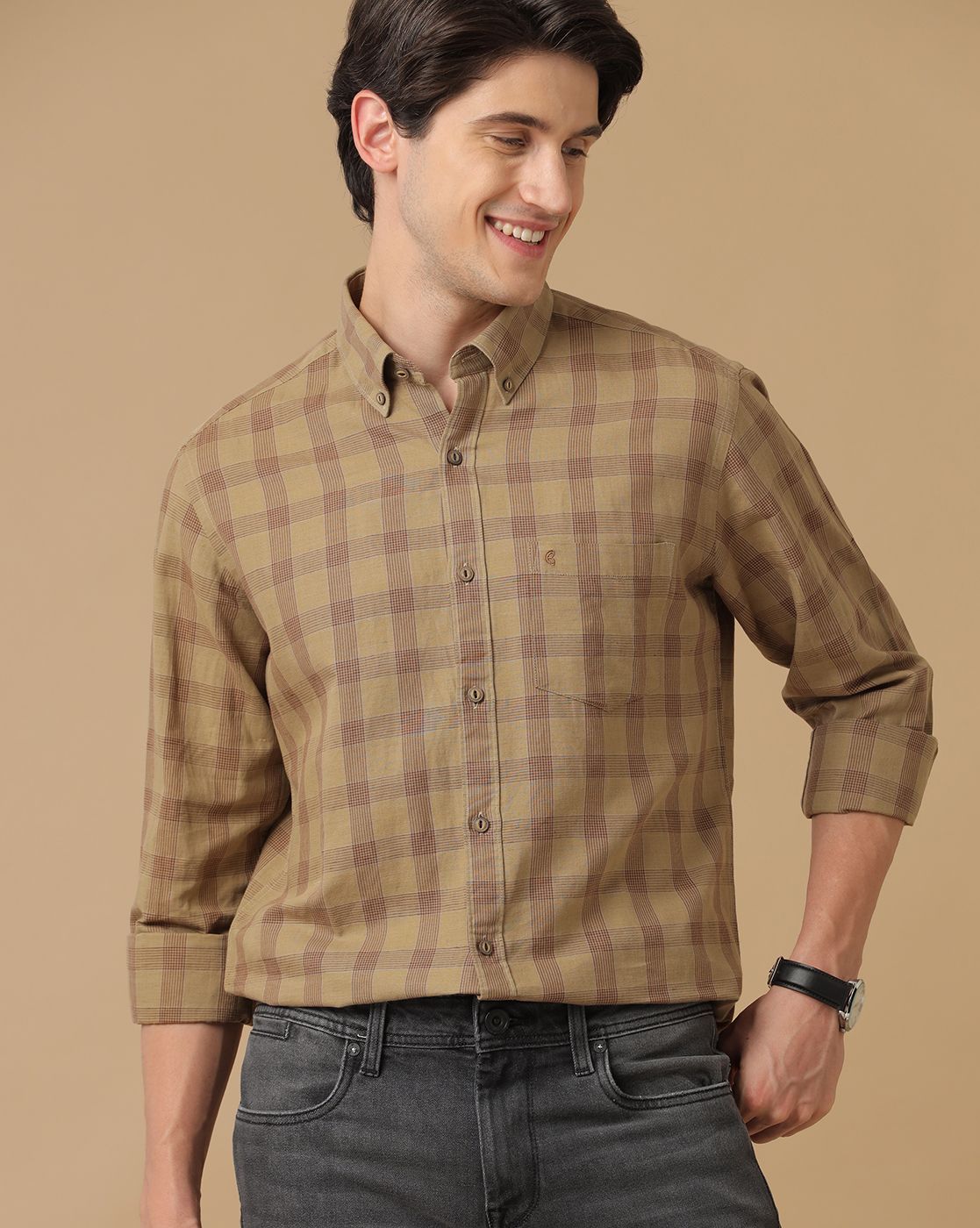 Men's Blended Linen Brown Checked Contemporary Fit Full Sleeve Casual Shirt