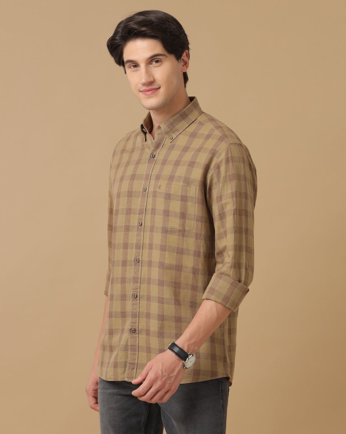 Men's Blended Linen Brown Checked Contemporary Fit Full Sleeve Casual Shirt