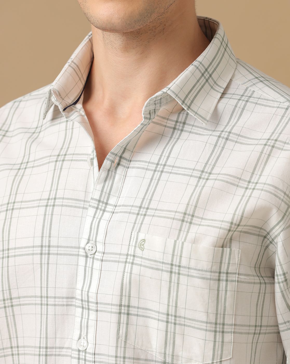 Men's Blended Linen Grey Checked Contemporary Fit Full Sleeve Casual Shirt