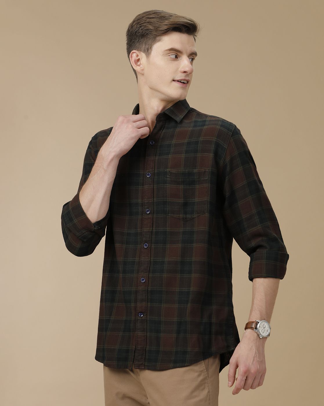Men's Blended Linen Brown Checked Contemporary Fit Full Sleeve Casual Shirt