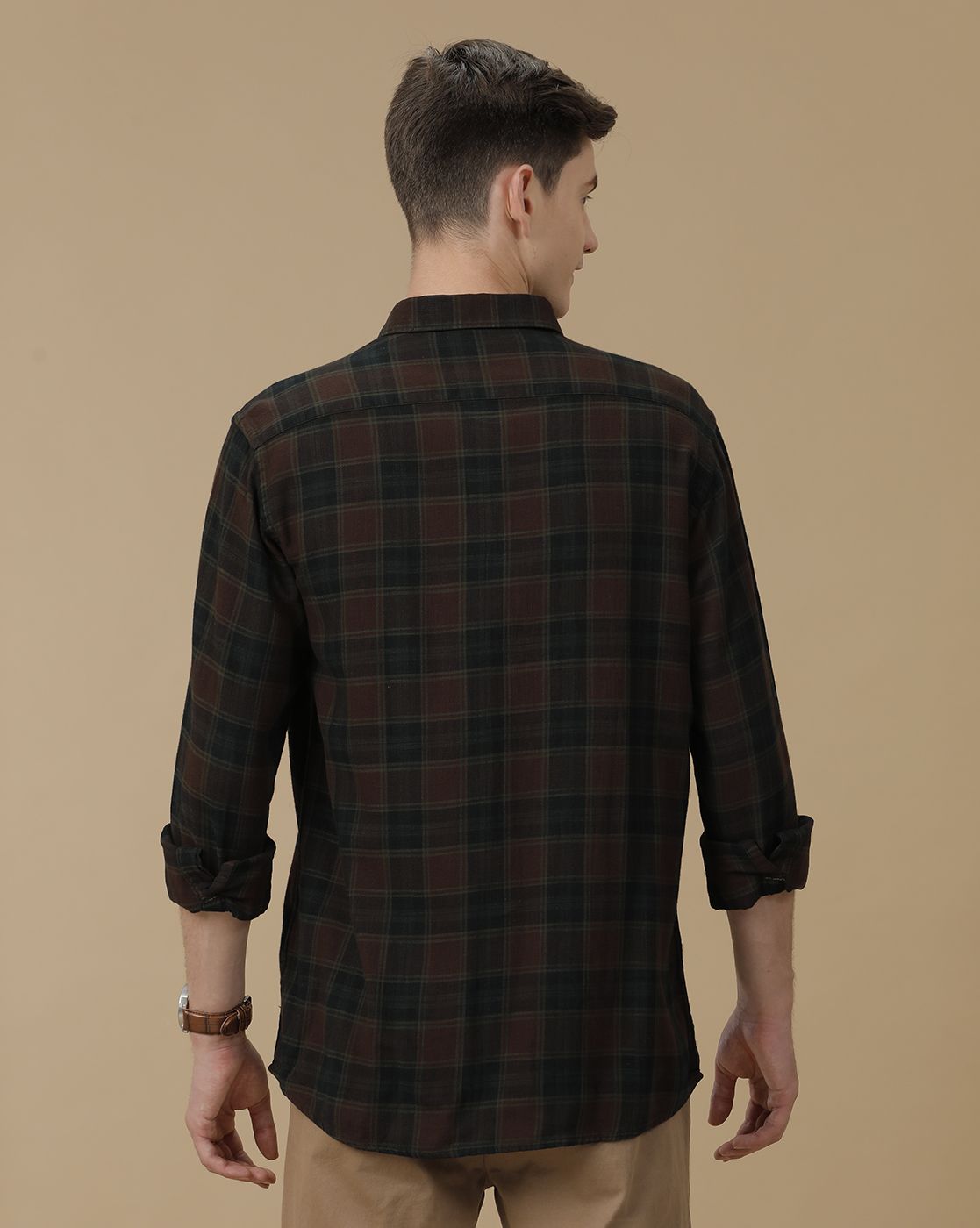 Men's Blended Linen Brown Checked Contemporary Fit Full Sleeve Casual Shirt