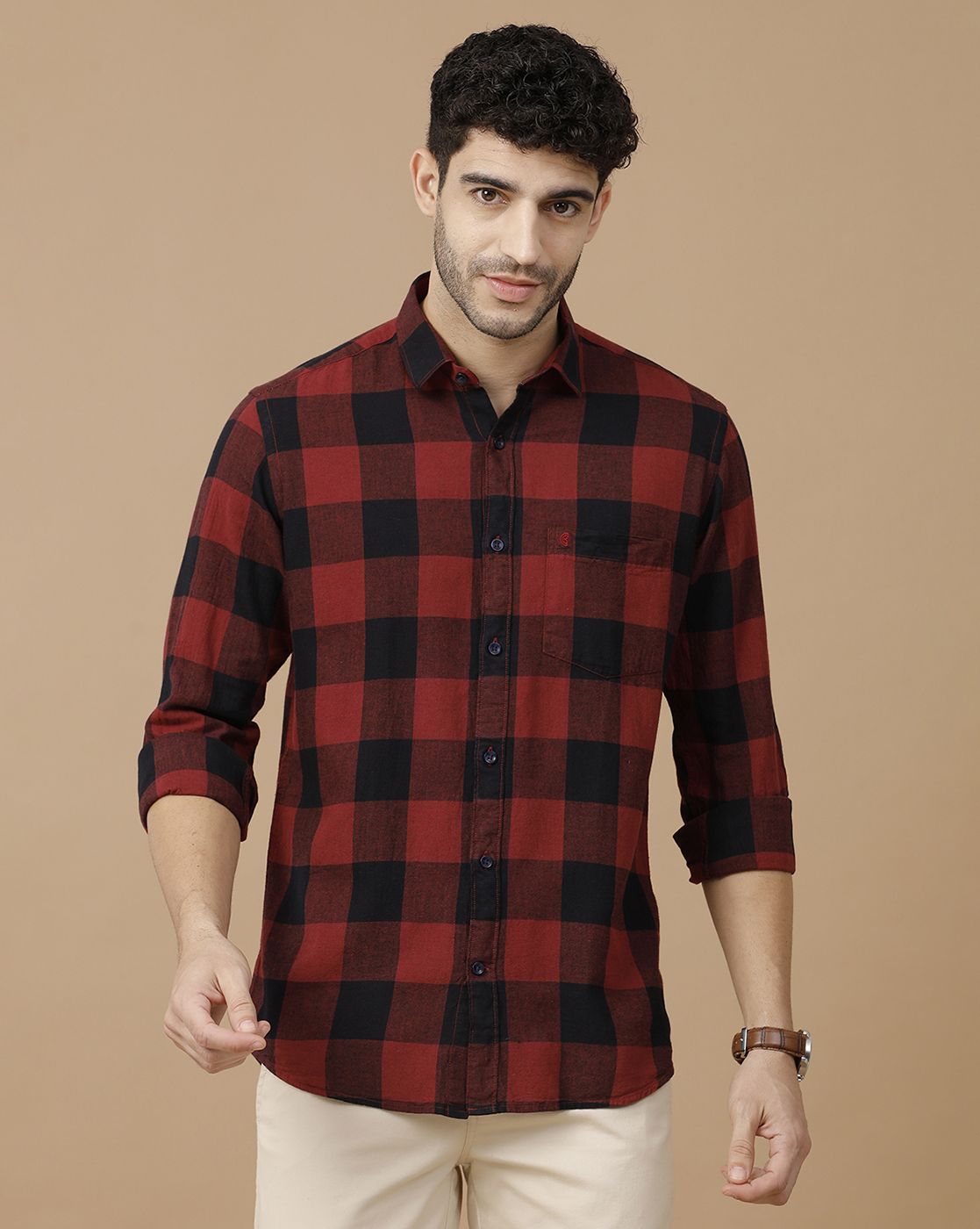 Men's Blended Linen Red Checked Contemporary Fit Full Sleeve Casual Shirt