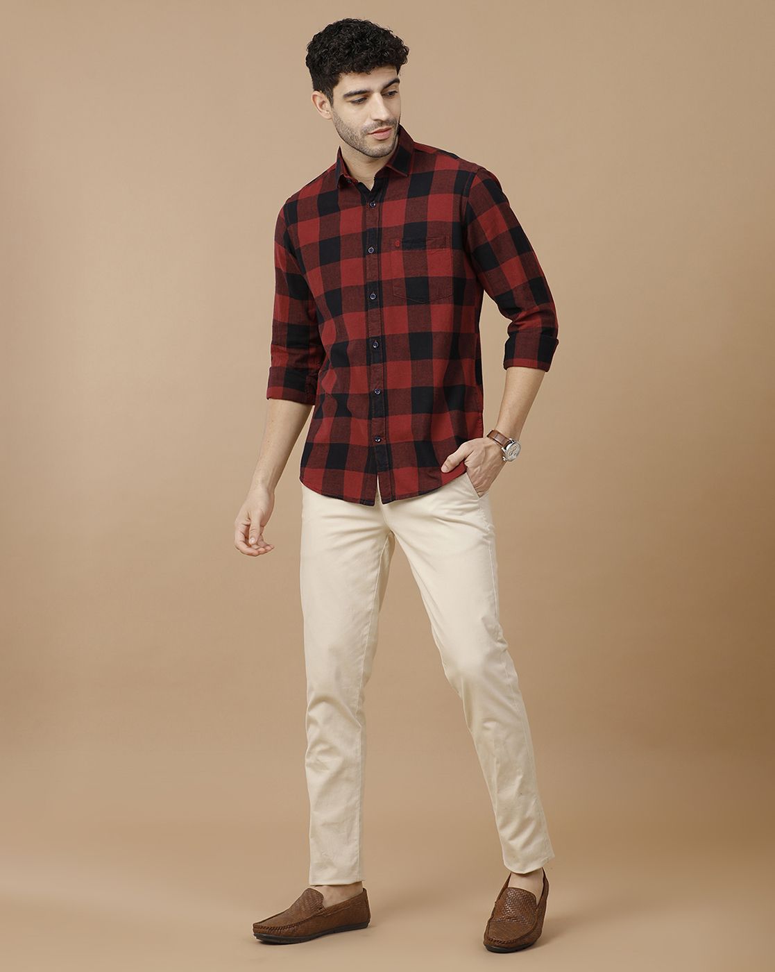 Men's Blended Linen Red Checked Contemporary Fit Full Sleeve Casual Shirt