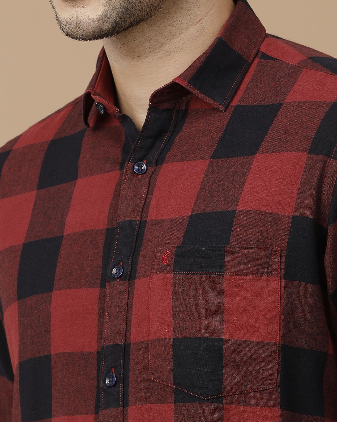 Men's Blended Linen Red Checked Contemporary Fit Full Sleeve Casual Shirt