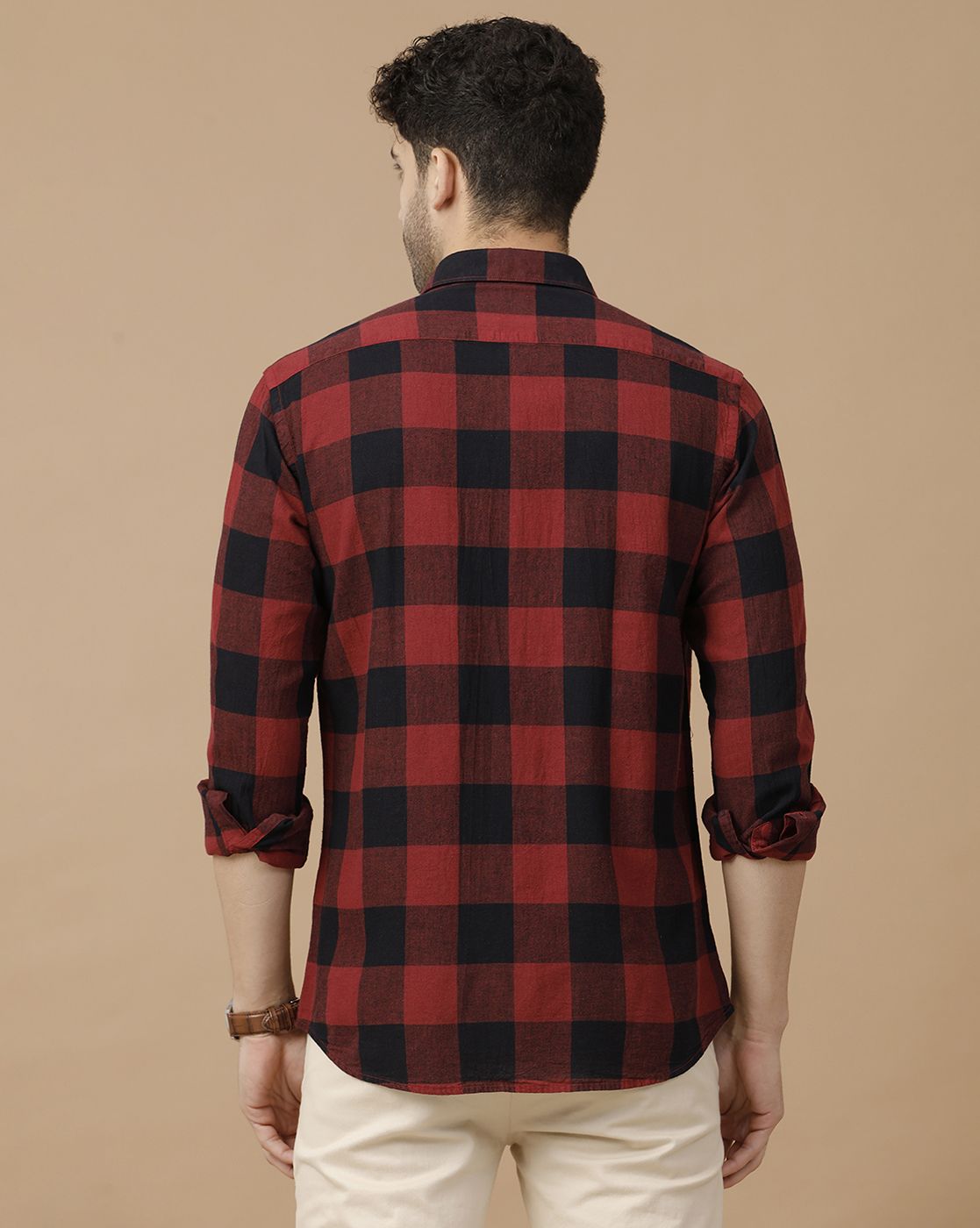 Men's Blended Linen Red Checked Contemporary Fit Full Sleeve Casual Shirt