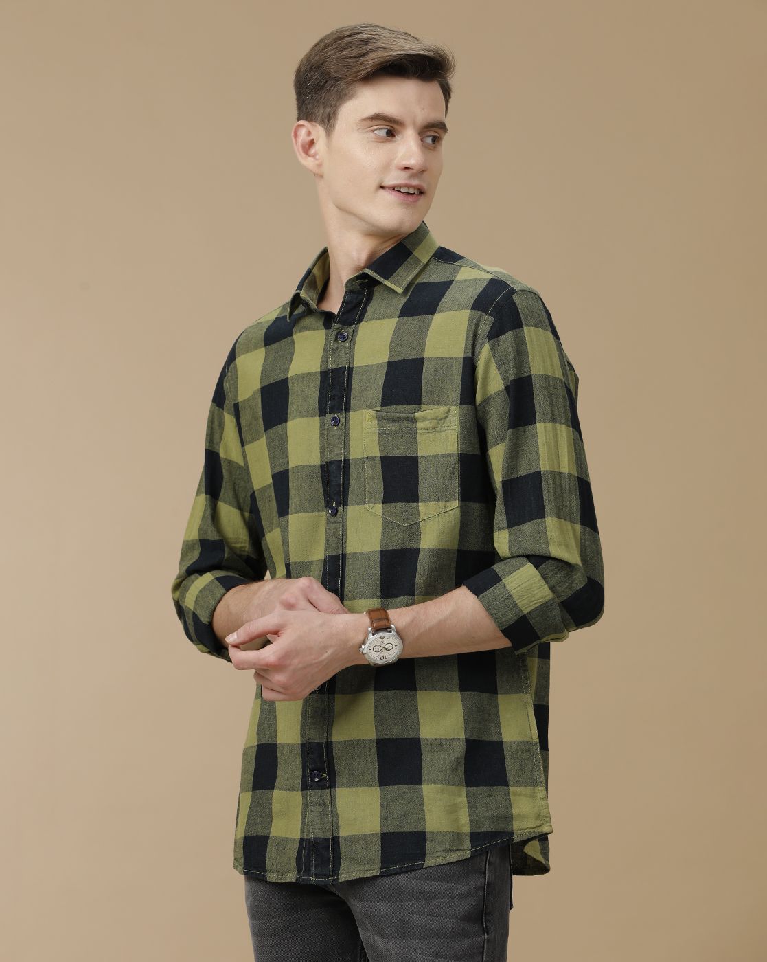 Men's Blended Linen Green Checked Contemporary Fit Full Sleeve Casual Shirt