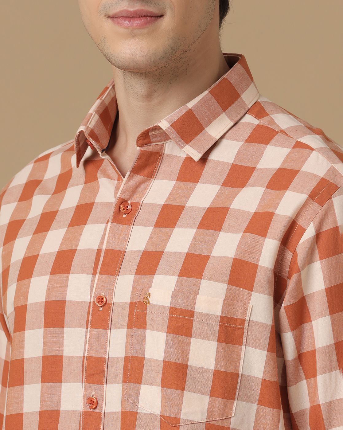 Men's Blended Linen Orange Checked Contemporary Fit Full Sleeve Casual Shirt