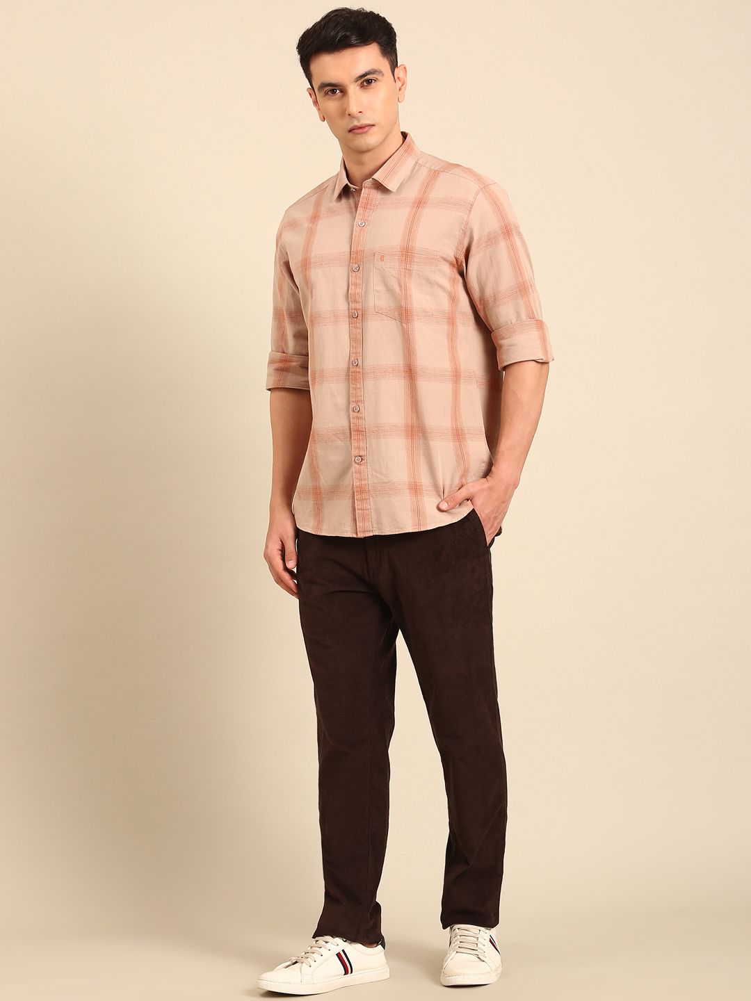 CAVALLO by Linen Club Men's Blended Linen Natural Checkered Contemporary Fit Full Sleeve Casual Shirt