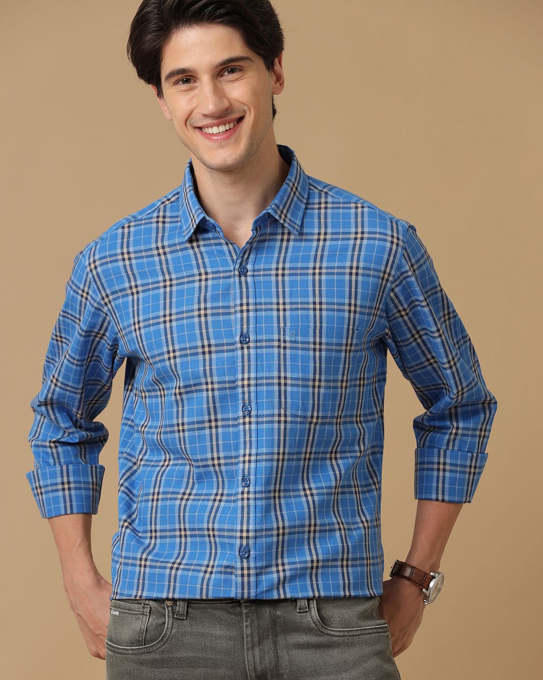 Men's Blended Linen Blue Checked Contemporary Fit Full Sleeve Casual Shirt
