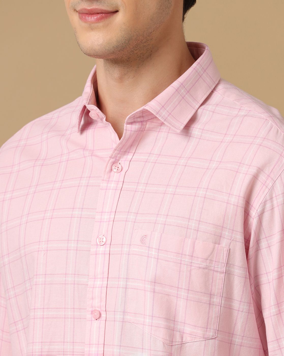Men's Blended Linen Pink Checked Contemporary Fit Full Sleeve Casual Shirt Men's Blended Linen Pink Checked Contemporary Fit Full Sleeve Casual Shirt