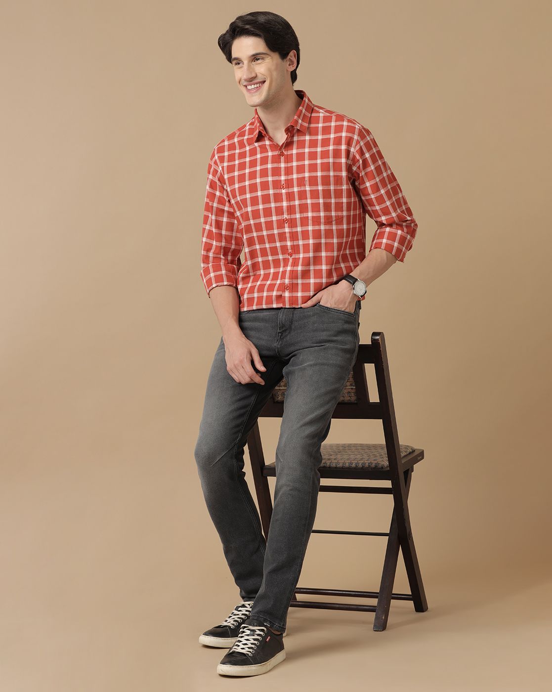 Men's Blended Linen Orange Checked Contemporary Fit Full Sleeve Casual Shirt
