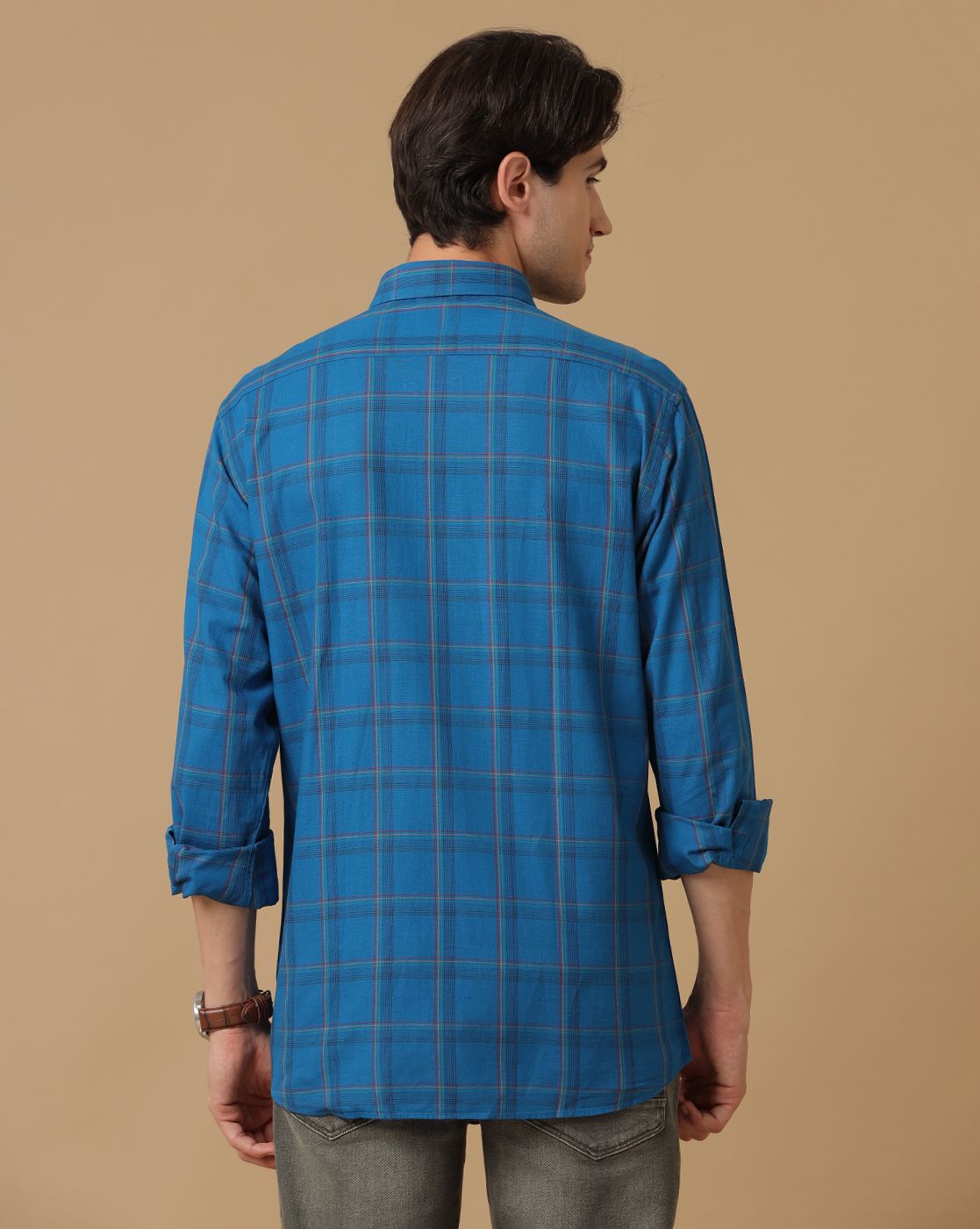 Men's Blended Linen Blue Checked Contemporary Fit Full Sleeve Casual Shirt