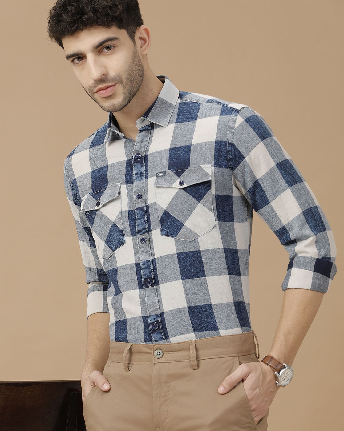 Men's Blended Linen Blue Checked Contemporary Fit Full Sleeve Casual Shirt