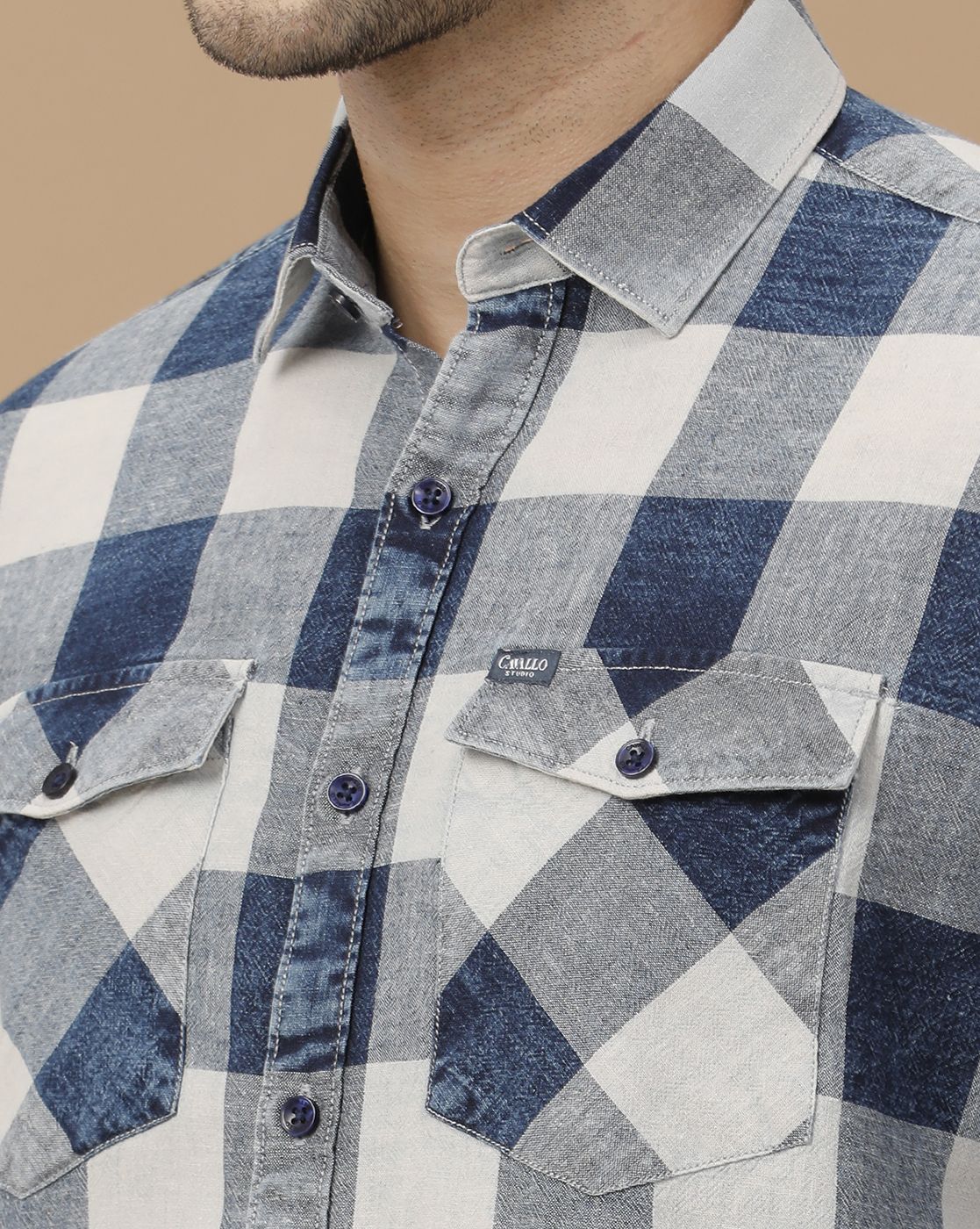 Men's Blended Linen Blue Checked Contemporary Fit Full Sleeve Casual Shirt