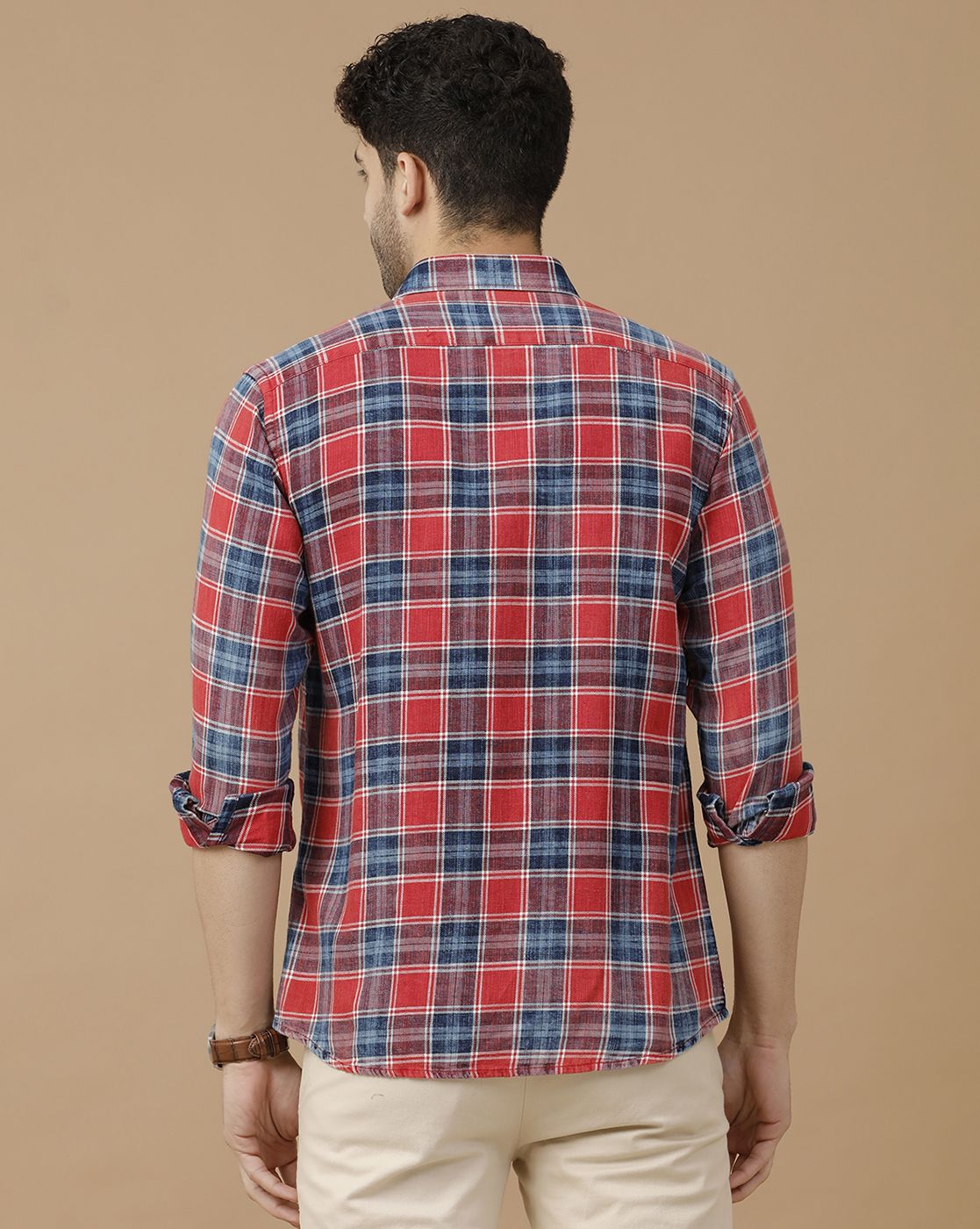 Men's Blended Linen Red Checked Contemporary Fit Full Sleeve Casual Shirt