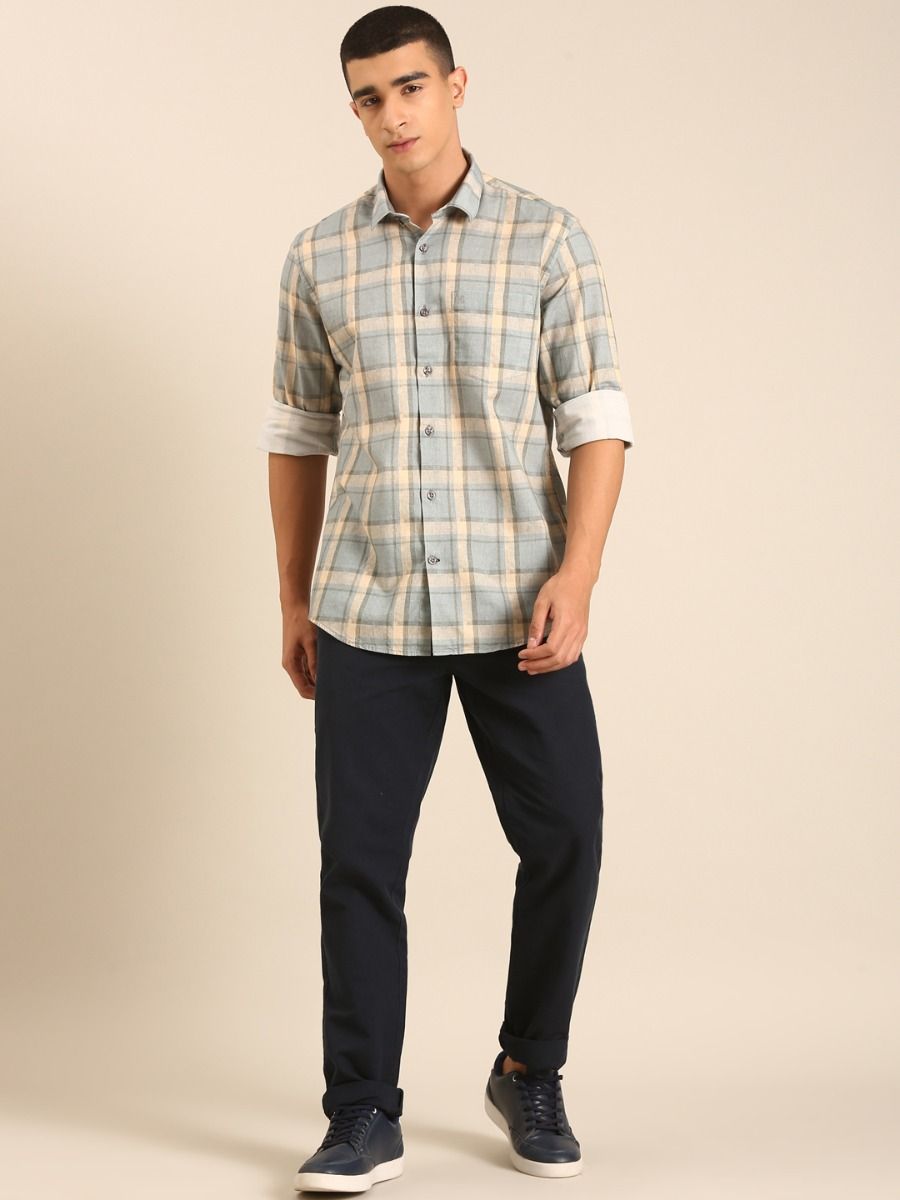 CAVALLO by Linen Club Men's Blended Linen Grey Checkered Contemporary Fit Full Sleeve Casual Shirt