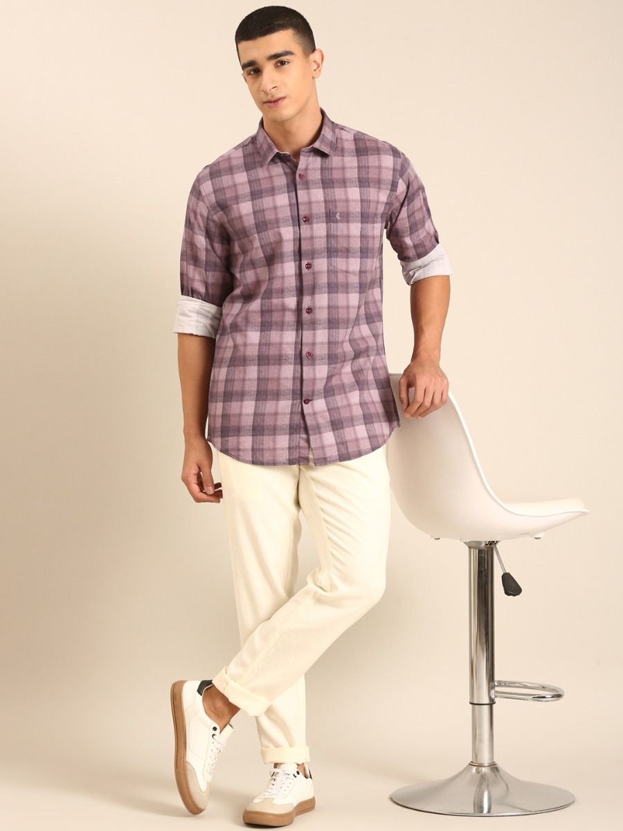 CAVALLO by Linen Club Men's Blended Linen Purple Checkered Contemporary Fit Full Sleeve Casual Shirt
