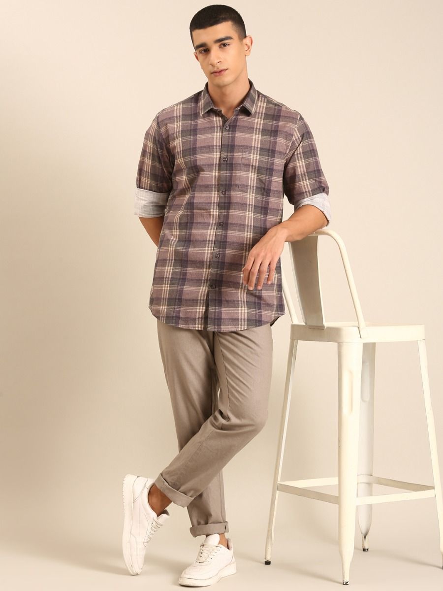 CAVALLO by Linen Club Men's Blended Linen Grey Checkered Contemporary Fit Full Sleeve Casual Shirt