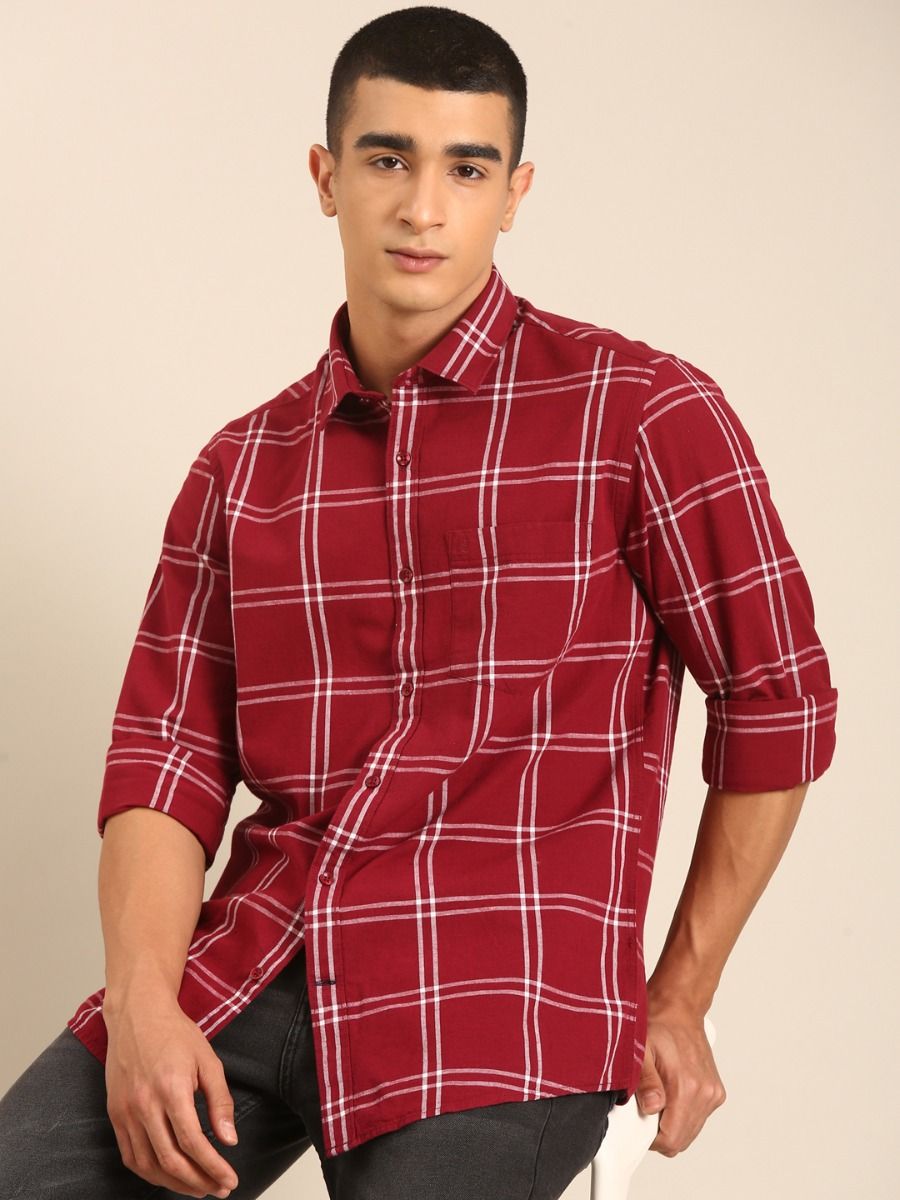 CAVALLO by Linen Club Men's Blended Linen Maroon Checkered Contemporary Fit Full Sleeve Casual Shirt